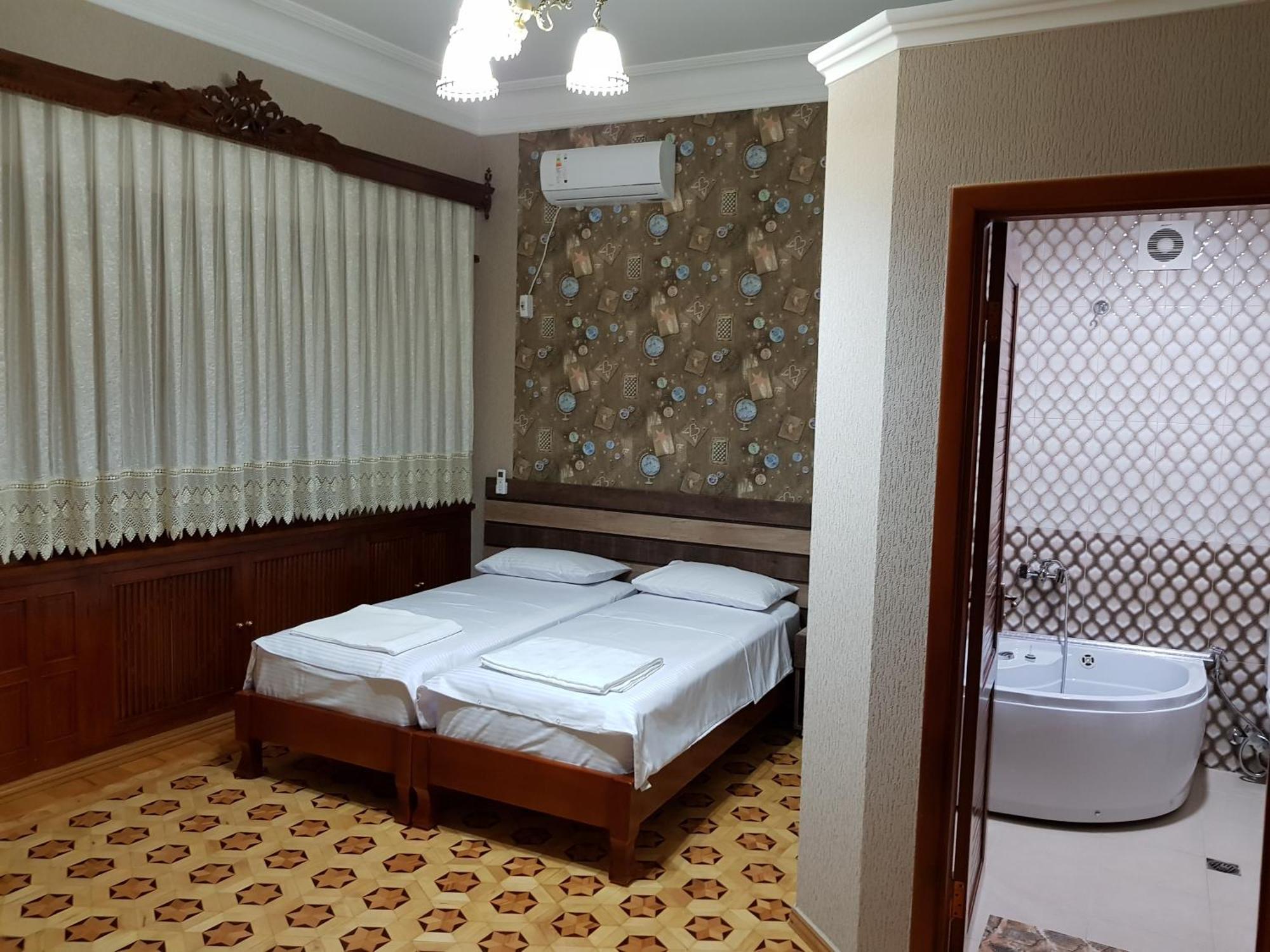 Hotel Villa 쿠타이시 외부 사진
