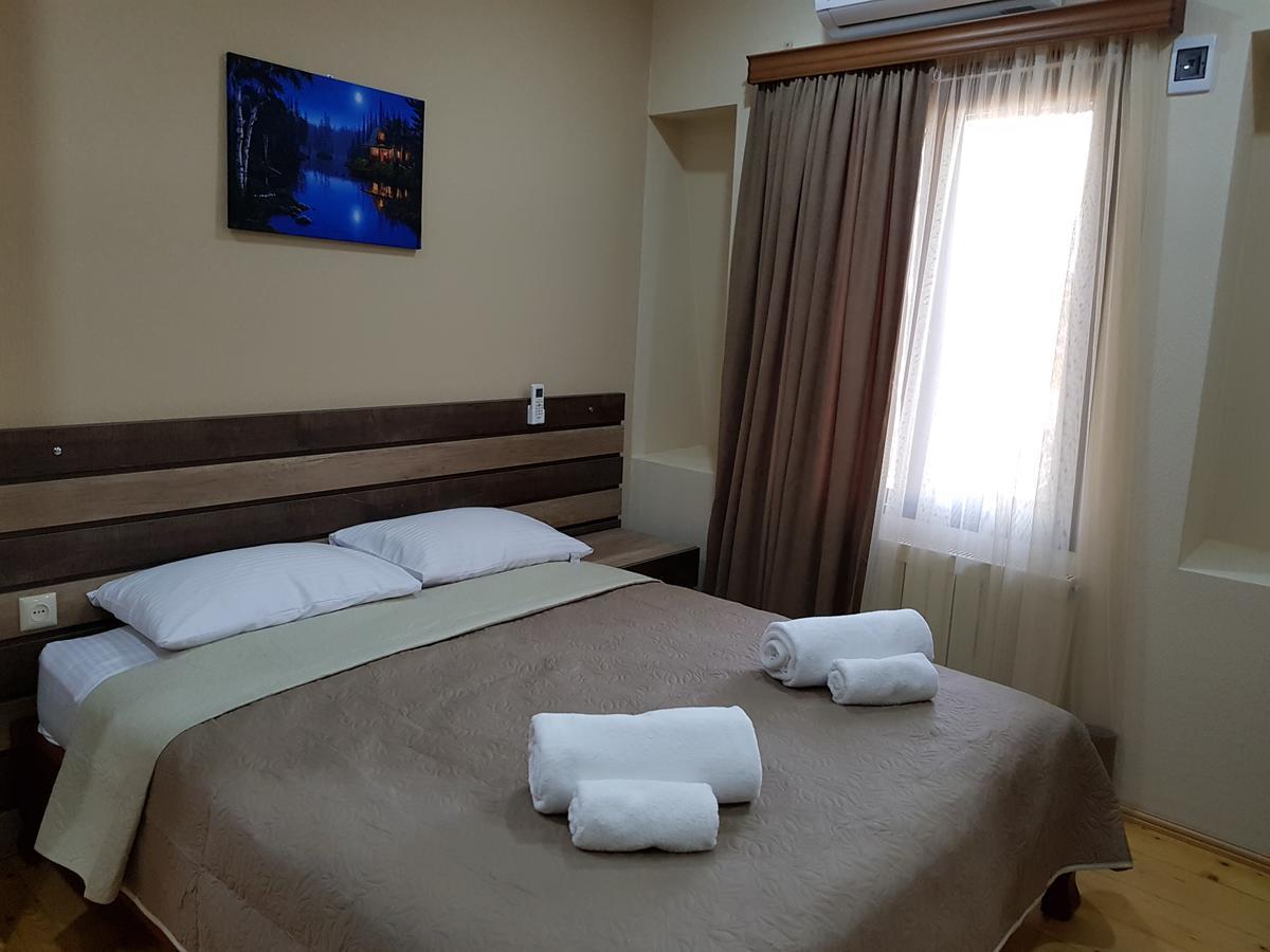 Hotel Villa 쿠타이시 외부 사진