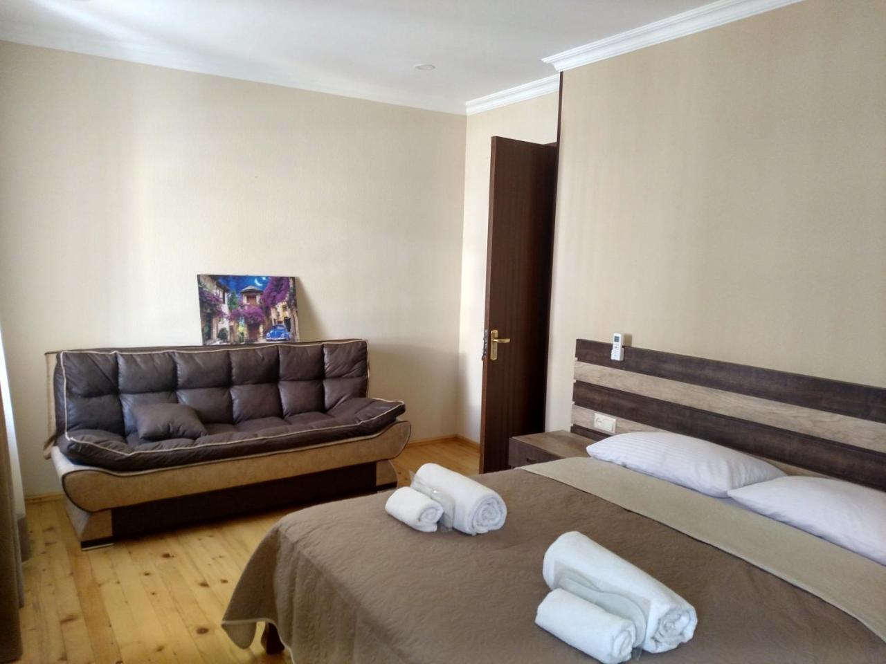 Hotel Villa 쿠타이시 외부 사진