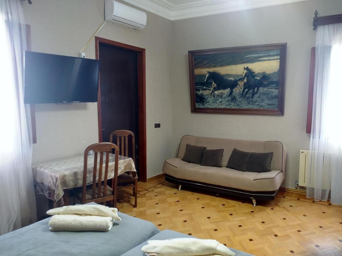 Hotel Villa 쿠타이시 외부 사진